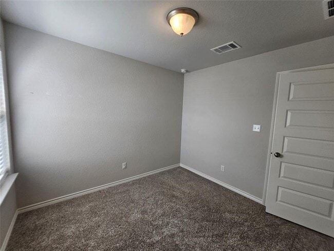Building Photo - 1721 Artesian Spgs Xing