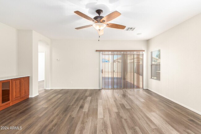 Building Photo - 14634 W Ventura St