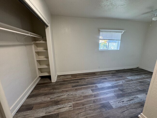 Building Photo - 128 Vidas Ave