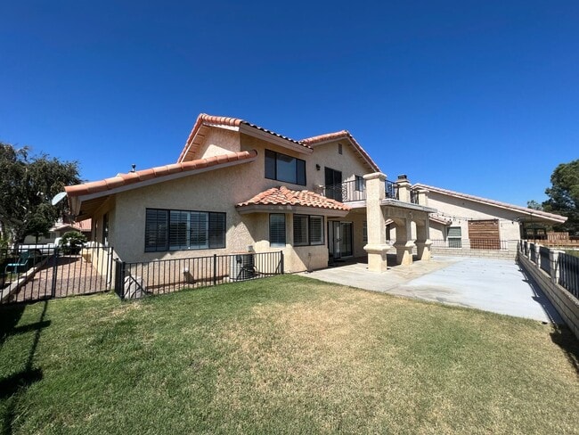 Building Photo - Spring Valley Lake Home