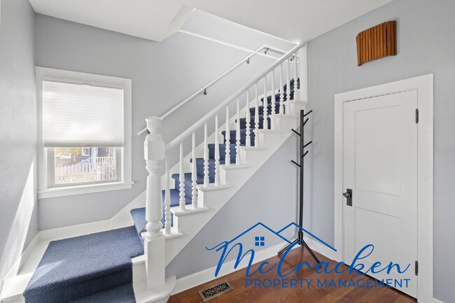 Building Photo - Fully furnished, pet-friendly, and available for mid-term stays with a 30-day minimum