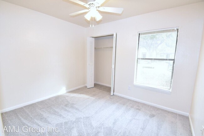 Building Photo - 6420 NW 25th Terrace