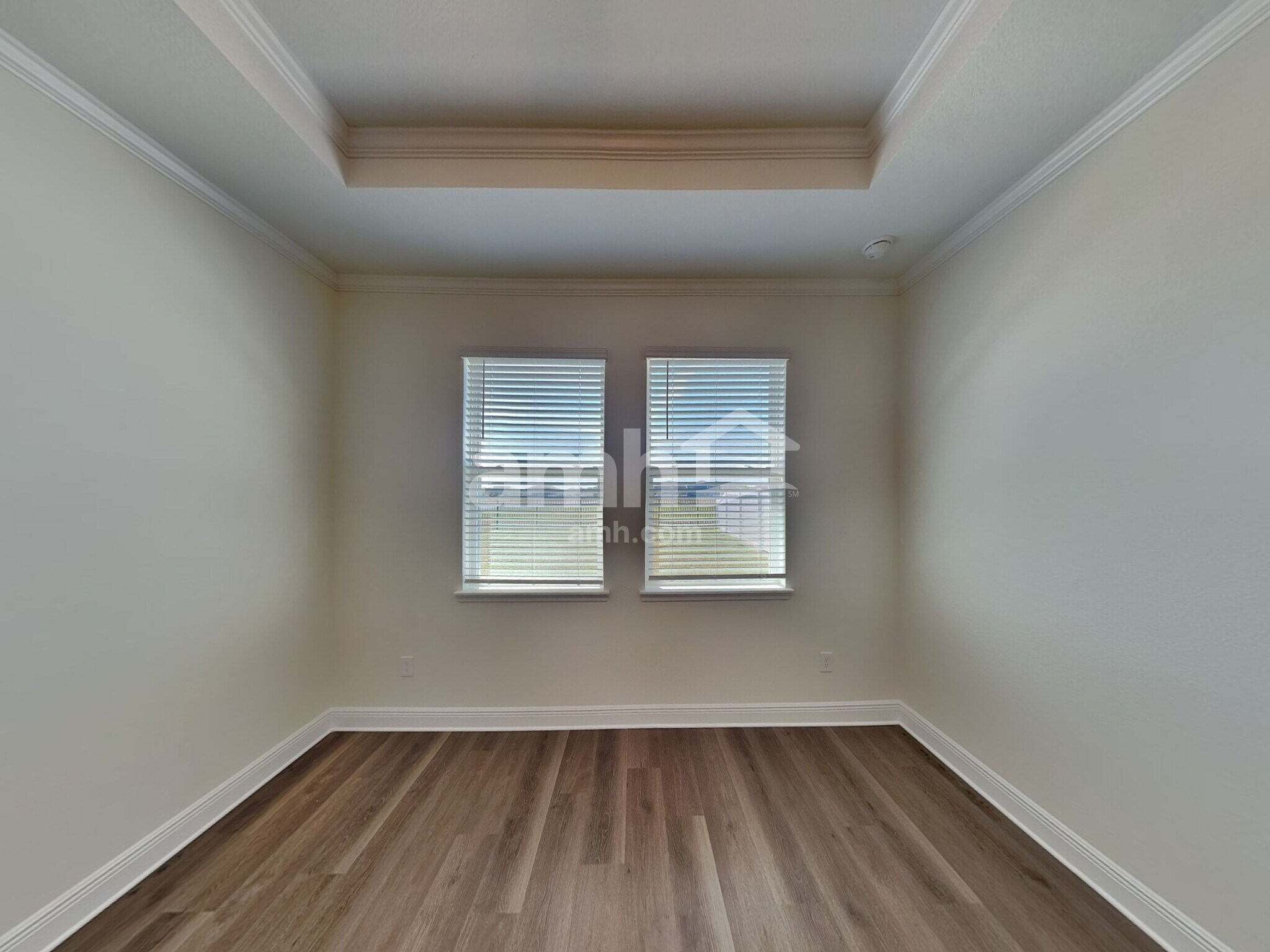 Building Photo - 1245 Heavenly Dr