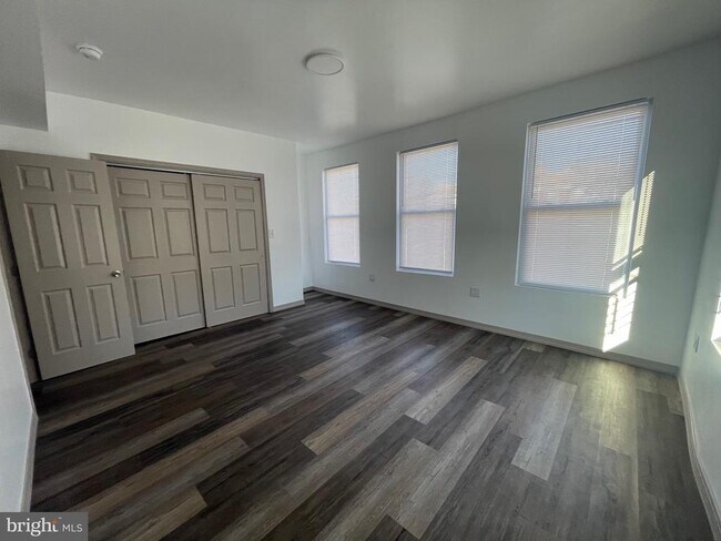 Building Photo - 20 Pennsylvania Ave