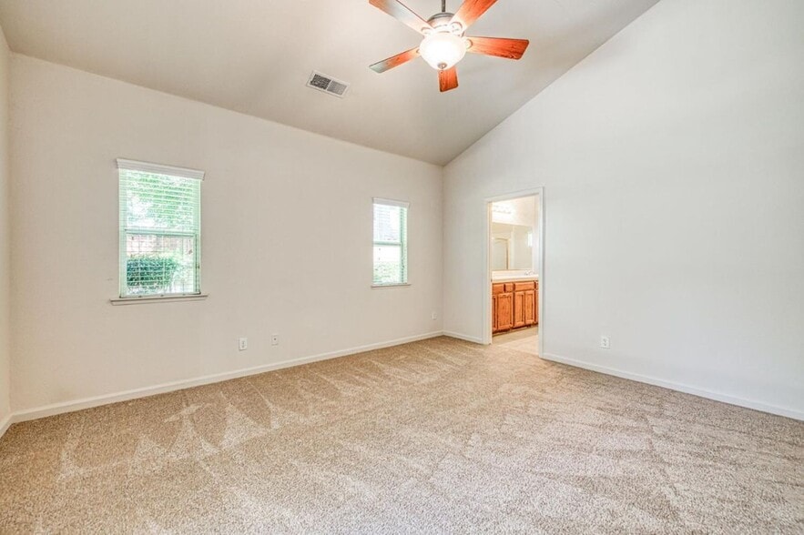 Building Photo - 1138 E Royal Dornoch Ave