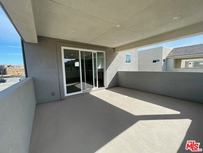 Building Photo - 26666 Beartown Ln