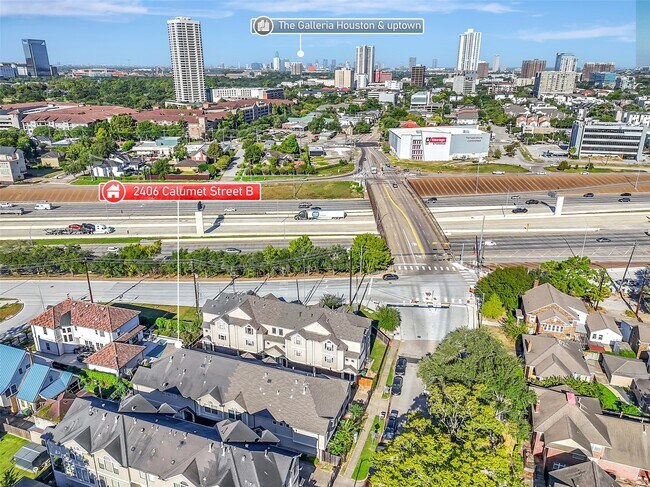 Building Photo - 2406 Calumet St