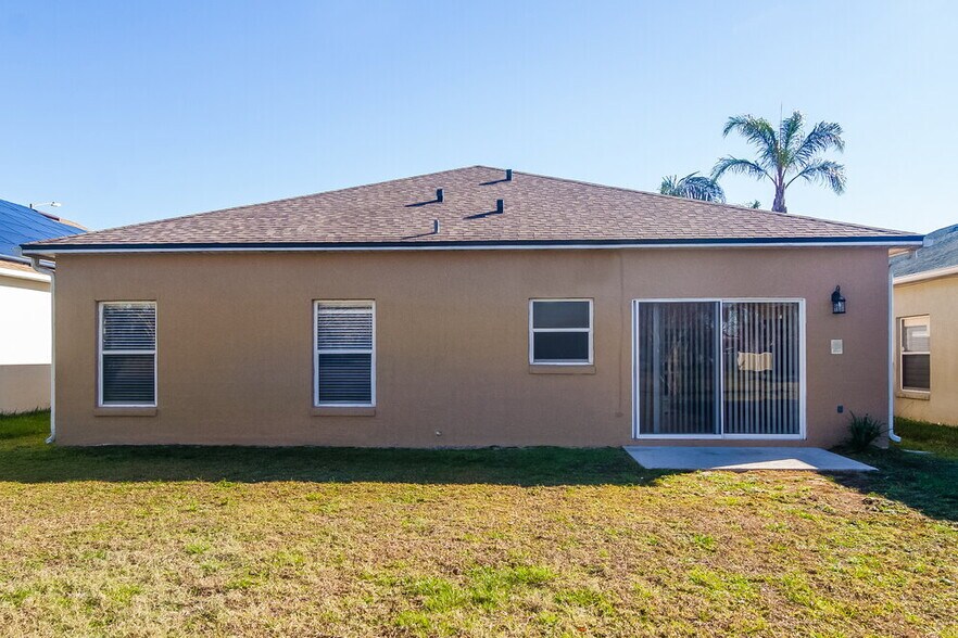 Building Photo - 322 Fieldstream W Blvd