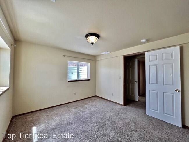 Building Photo - 4 br, 3 bath House - 4275 Addax Court