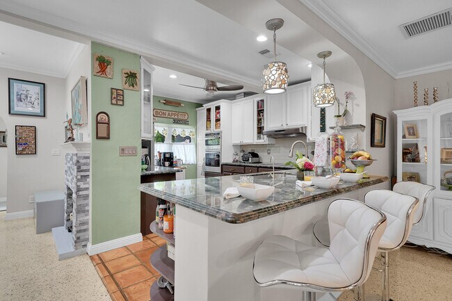 Building Photo - 3209 Norfolk St