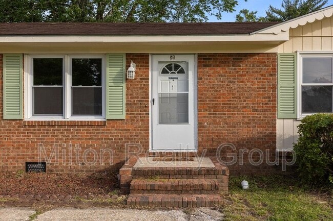 Building Photo - 54 Rolling Springs Dr