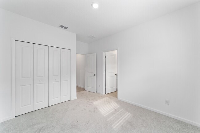 Building Photo - 7341 SW 76th Ter