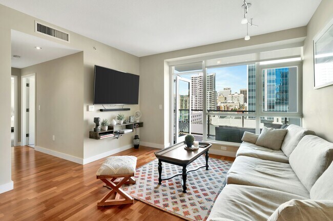 Building Photo - 325 7th Avenue
