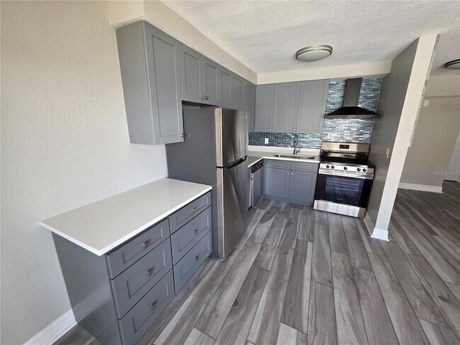 Building Photo - 2566 Gary Cir
