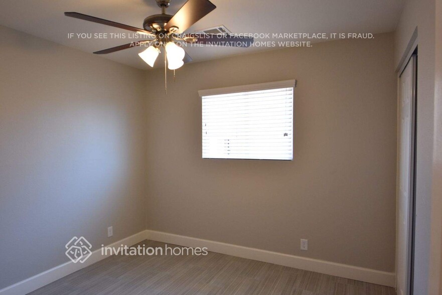 Building Photo - 1222 W Hermosa Dr