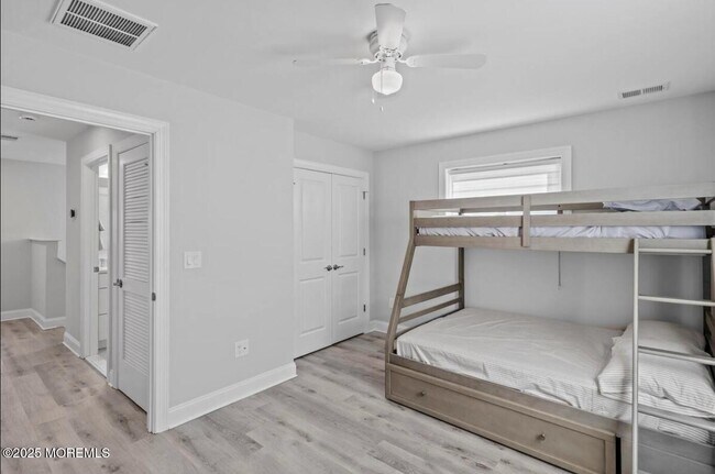 Building Photo - 207 Carteret Ave