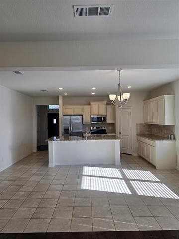 Building Photo - 817 Holbrook Rd