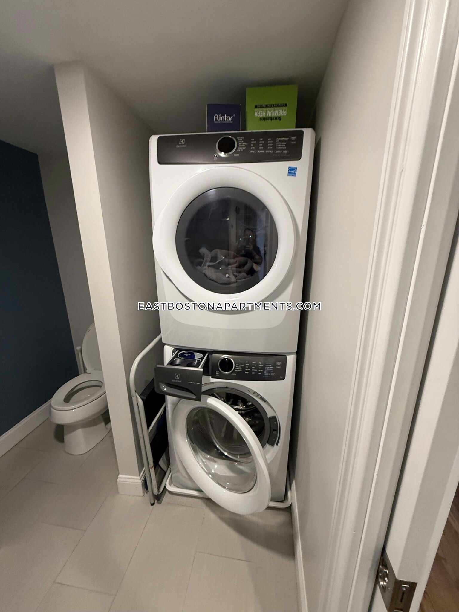 Building Photo - 249 Lexington St