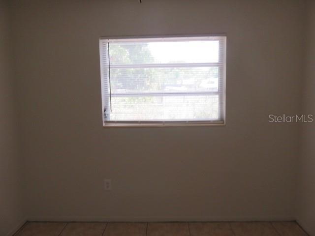 Building Photo - 2204 20th Ave W