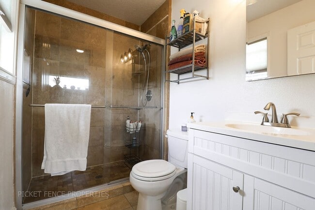 Building Photo - Beautiful 4 bedroom home in Fort Collins