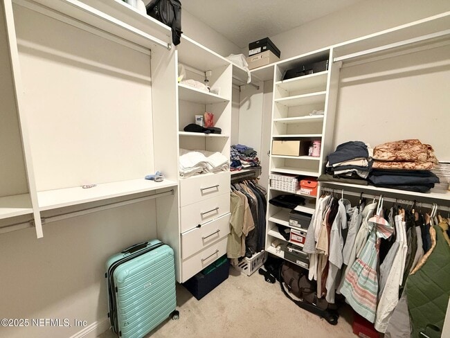 Building Photo - 676 Natureland Cir