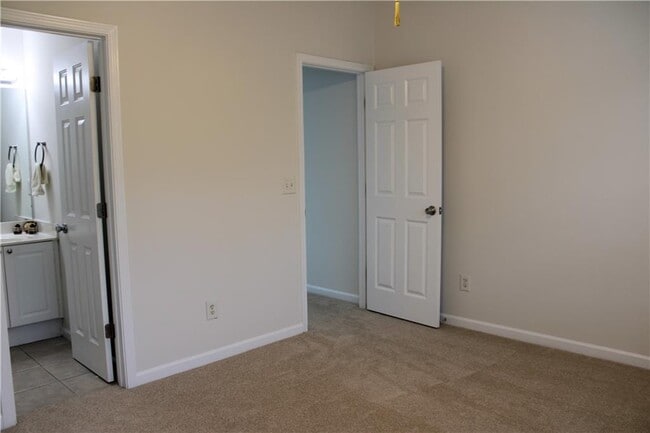 Building Photo - 2059 Liberty Ct NW