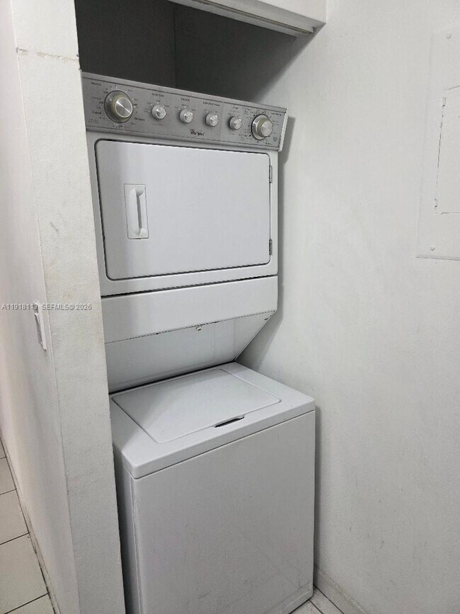 Building Photo - 7510 SW 153rd Pl