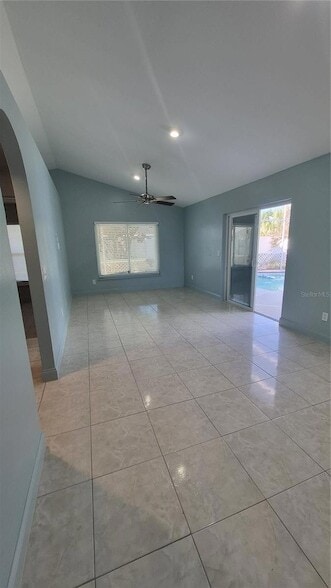 Building Photo - 614 Caribou Ct