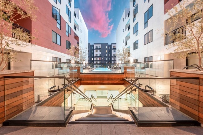 Building Photo - 1234 Wilshire Blvd