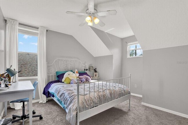 Building Photo - 6526 Summer Cove Dr