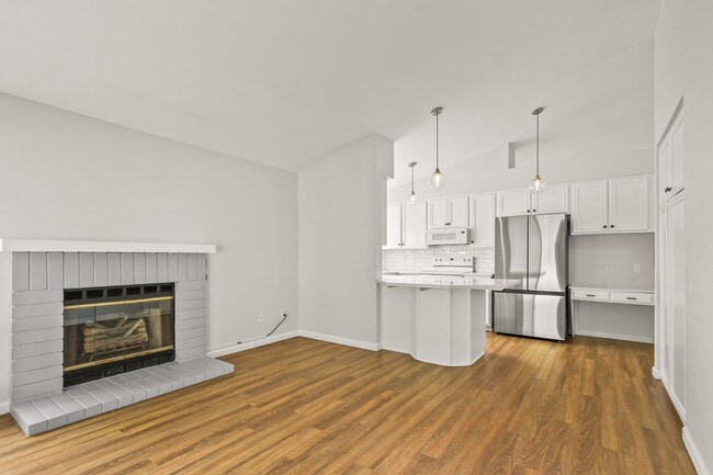 Building Photo - Beautiful 4BR Single-Story Home with Solar in Summercreek