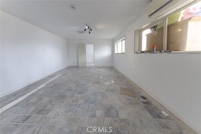 Building Photo - 16822 Glenfall Ave