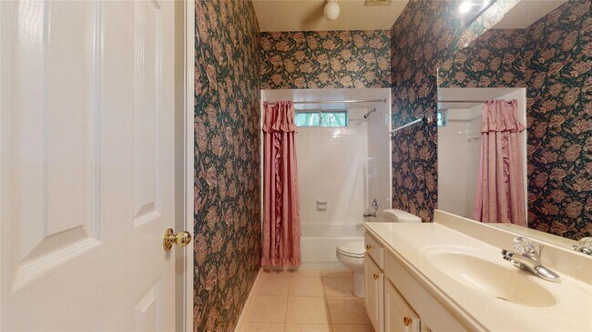 Building Photo - 17319 Jackson Pines Dr