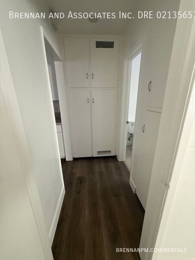 Building Photo - 4209-4221 3rd Avenue-4217