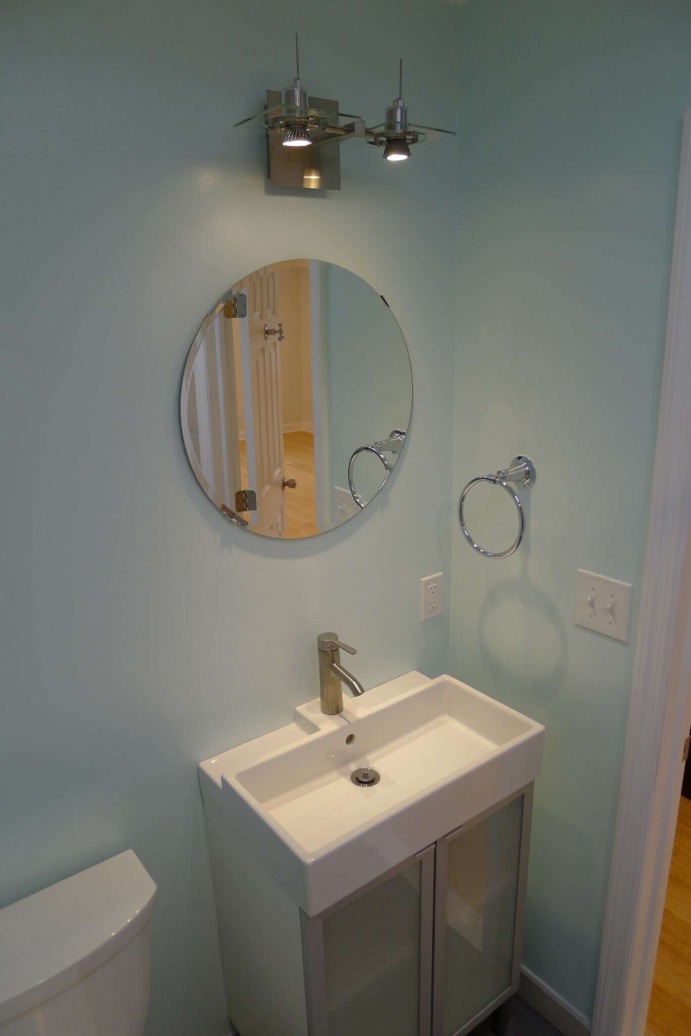 Building Photo - 278 Valley View Road