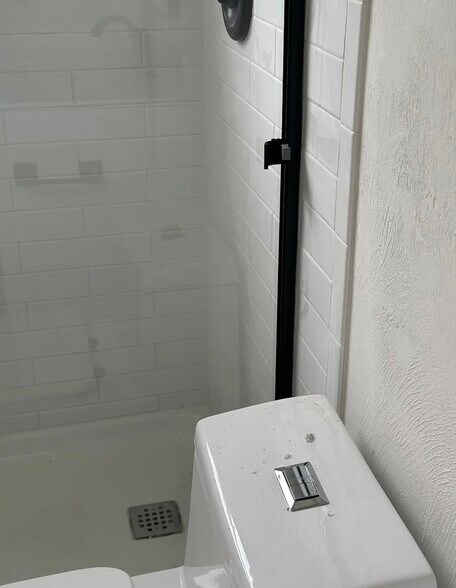 Building Photo - 417 Banana Cay Dr