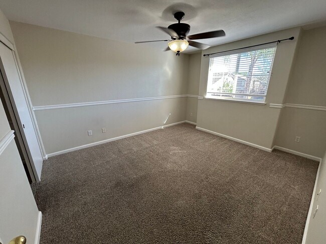 Building Photo - Spacious 4 Bed 3 Bath Home in Garin Community