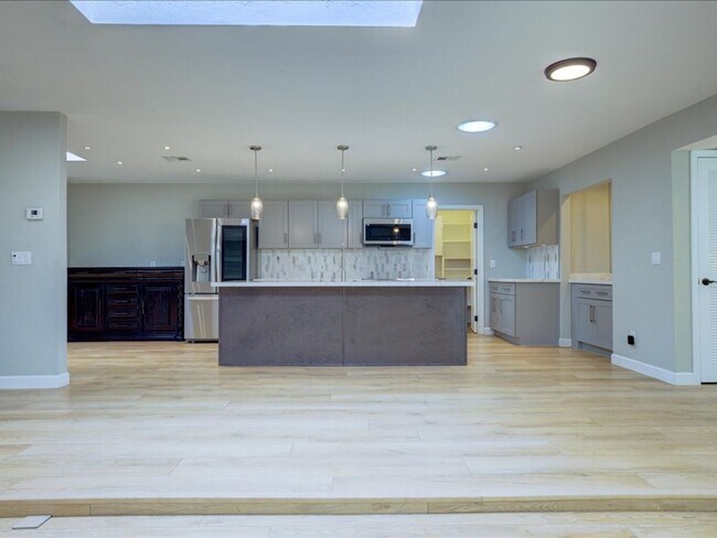 Building Photo - Scenic Living at Dorado Golf Course; 3 Bedroom 2 Bathroom