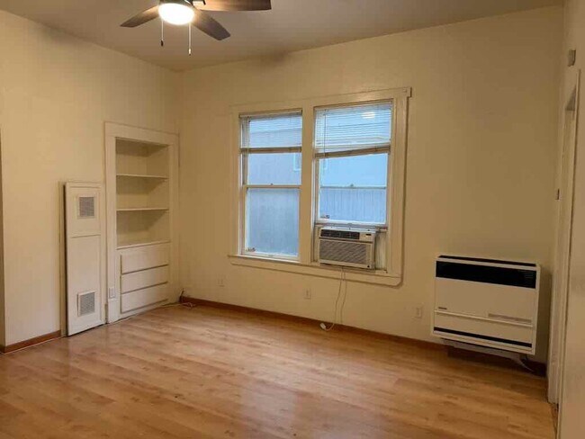 Building Photo - 1823 T St