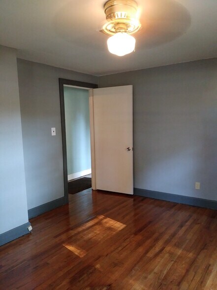 Bedroom #3 - 2609 Pioneer Rd