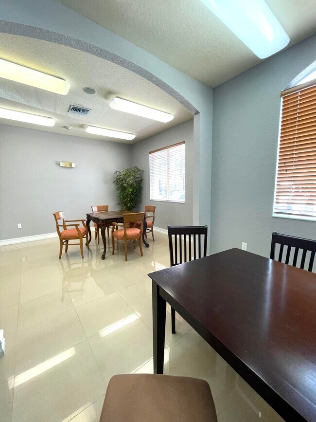 Building Photo - 11028 Legacy Dr