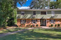 Building Photo - 327 Verdery Dr