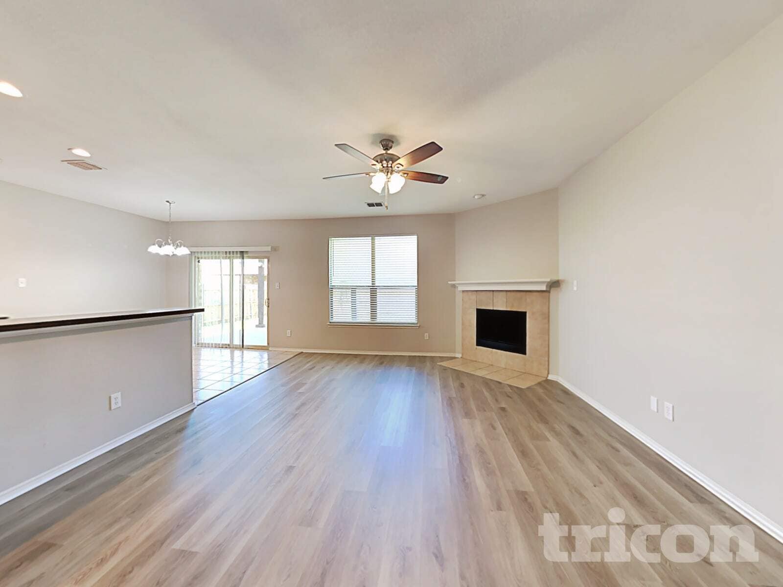 Building Photo - 2809 Thistlewood Dr