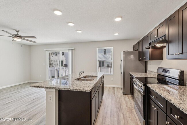 Building Photo - 5453 Wabash Blvd