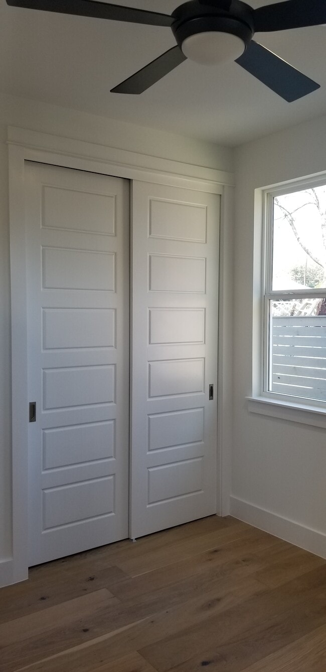 Building Photo - 6104 Ponca St