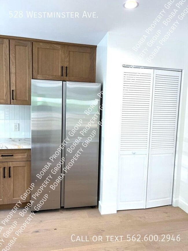 Building Photo - 528 Westminster Ave