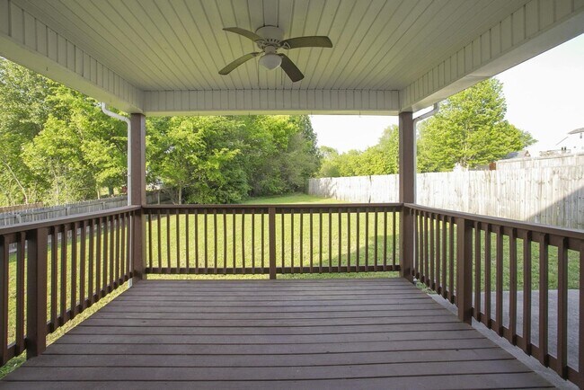 Building Photo - 822 Sugarcane Way