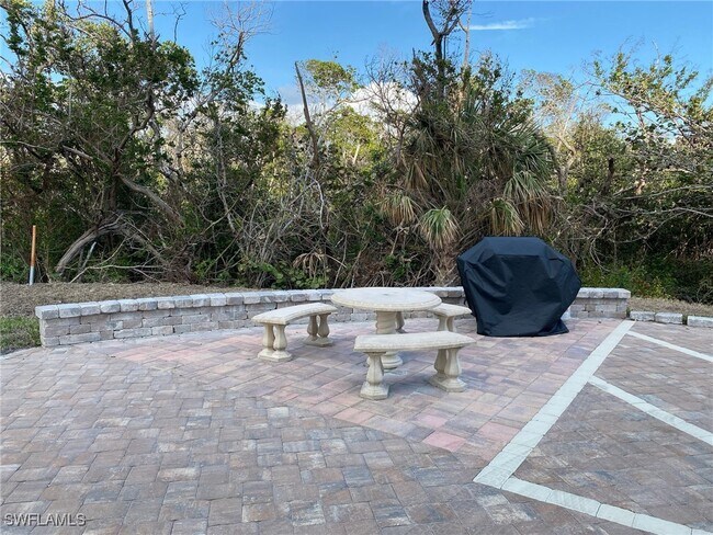 Building Photo - 6691 Estero Blvd