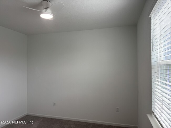 Building Photo - 15512 Whispering Fir Dr