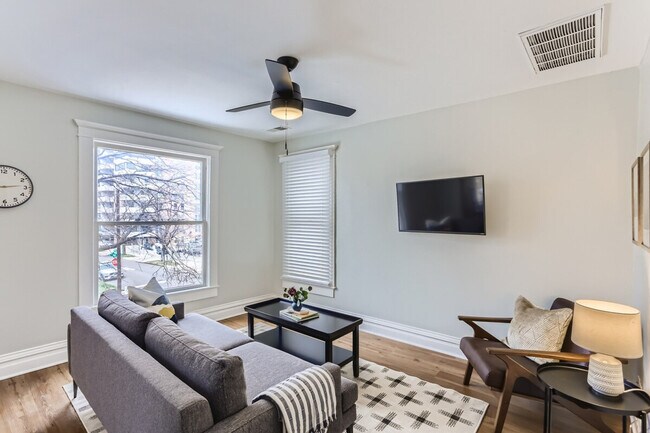 Building Photo - 91 Pearl St